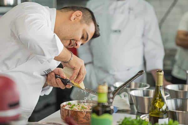 פליקס לו בסו בישול איטלקי דנון